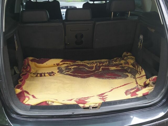 Черный Сеат Алтеа, объемом двигателя 0 л и пробегом 292 тыс. км за 3200 $, фото 7 на Automoto.ua