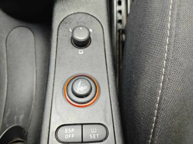 Черный Сеат Алтеа, объемом двигателя 2 л и пробегом 234 тыс. км за 7750 $, фото 23 на Automoto.ua