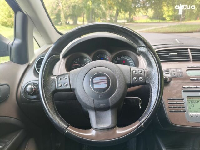 Сеат Алтеа 2008 в Киеве на Automoto.ua Черный Сеат Алтеа, объемом двигателя 2 л и пробегом 234 тыс. км за 9000 $, фото 16 на Automoto.ua