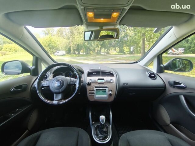 Сеат Алтеа 2008 в Киеве на Automoto.ua Черный Сеат Алтеа, объемом двигателя 2 л и пробегом 234 тыс. км за 9000 $, фото 15 на Automoto.ua