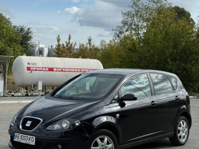 Черный Сеат Алтеа, объемом двигателя 0 л и пробегом 220 тыс. км за 5999 $, фото 2 на Automoto.ua
