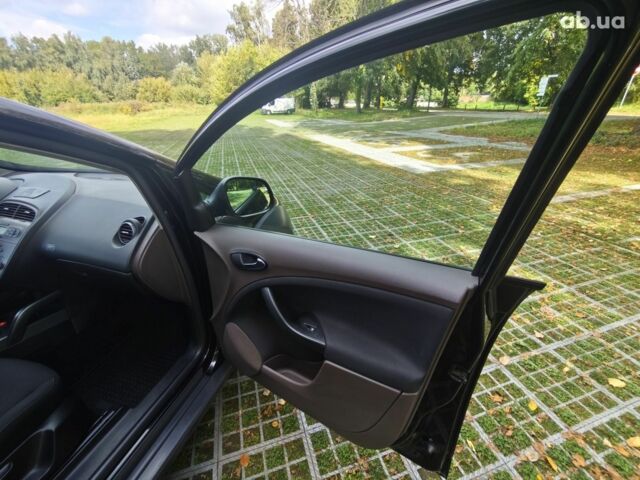 Сеат Алтеа 2008 в Киеве на Automoto.ua Черный Сеат Алтеа, объемом двигателя 2 л и пробегом 234 тыс. км за 9000 $, фото 14 на Automoto.ua