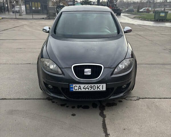 Черный Сеат Алтеа, объемом двигателя 1.97 л и пробегом 320 тыс. км за 4700 $, фото 6 на Automoto.ua