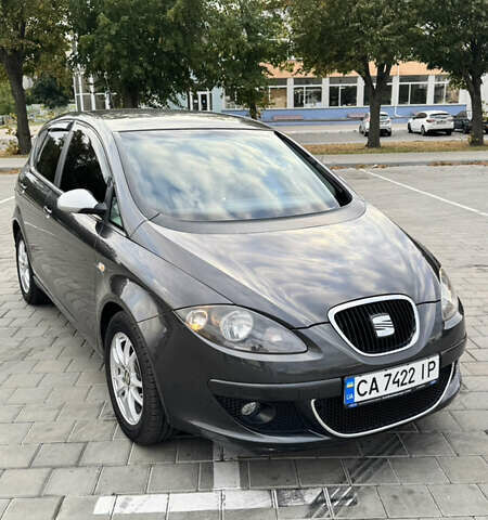 Черный Сеат Алтеа, объемом двигателя 1.6 л и пробегом 183 тыс. км за 4950 $, фото 1 на Automoto.ua