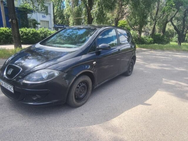 Чорний Сеат Altea, об'ємом двигуна 2 л та пробігом 290 тис. км за 2900 $, фото 3 на Automoto.ua