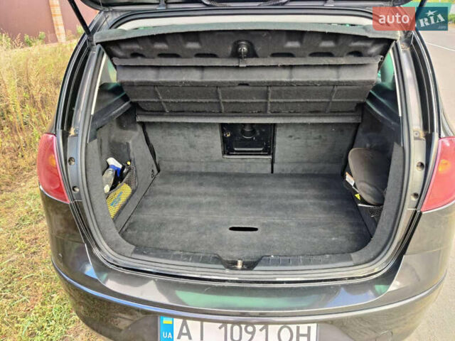 Черный Сеат Алтеа, объемом двигателя 1.98 л и пробегом 255 тыс. км за 4900 $, фото 6 на Automoto.ua