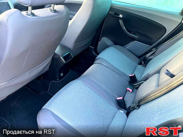Чорний Сеат Altea, об'ємом двигуна 1.6 л та пробігом 235 тис. км за 5650 $, фото 7 на Automoto.ua