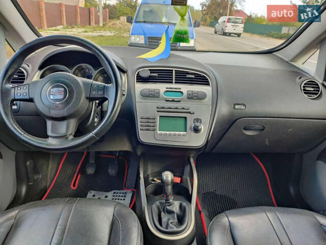 Черный Сеат Алтеа, объемом двигателя 1.98 л и пробегом 255 тыс. км за 4900 $, фото 8 на Automoto.ua