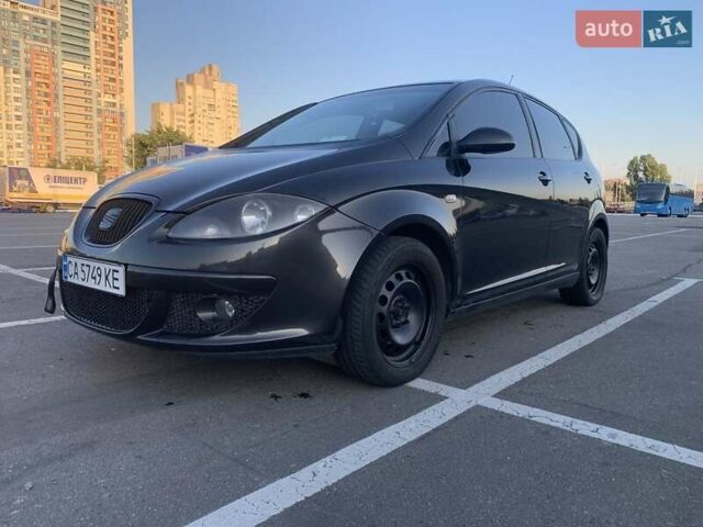 Чорний Сеат Altea, об'ємом двигуна 1.6 л та пробігом 236 тис. км за 4000 $, фото 6 на Automoto.ua