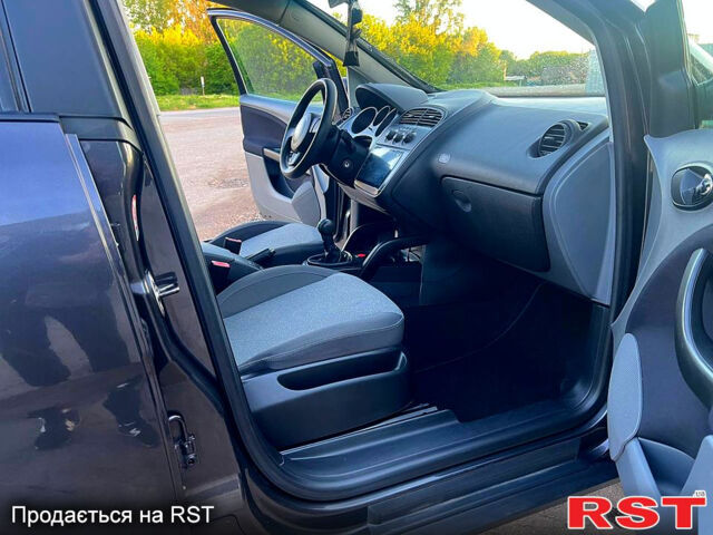 Чорний Сеат Altea, об'ємом двигуна 1.6 л та пробігом 235 тис. км за 5650 $, фото 9 на Automoto.ua