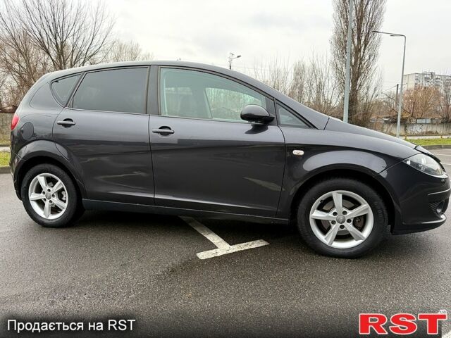 Черный Сеат Алтеа, объемом двигателя 1.6 л и пробегом 208 тыс. км за 4600 $, фото 4 на Automoto.ua