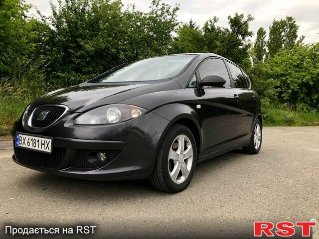 Черный Сеат Алтеа, объемом двигателя 1.6 л и пробегом 305 тыс. км за 5100 $, фото 2 на Automoto.ua