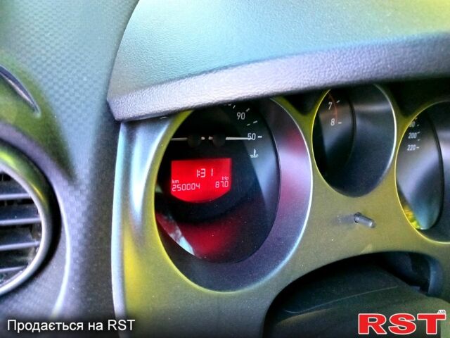 Чорний Сеат Altea, об'ємом двигуна 1.6 л та пробігом 254 тис. км за 5000 $, фото 2 на Automoto.ua