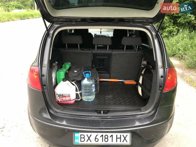 Чорний Сеат Altea, об'ємом двигуна 1.6 л та пробігом 300 тис. км за 5300 $, фото 12 на Automoto.ua