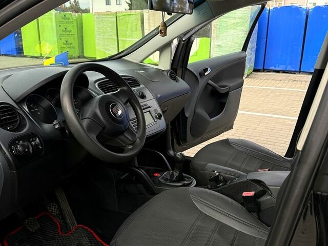 Чорний Сеат Altea, об'ємом двигуна 1.9 л та пробігом 256 тис. км за 5000 $, фото 8 на Automoto.ua