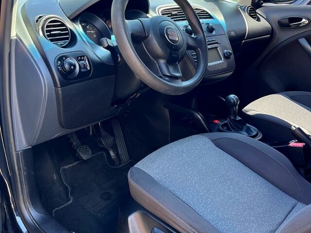 Черный Сеат Алтеа, объемом двигателя 1.6 л и пробегом 261 тыс. км за 4900 $, фото 2 на Automoto.ua