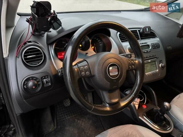Черный Сеат Алтеа, объемом двигателя 2 л и пробегом 262 тыс. км за 6000 $, фото 23 на Automoto.ua