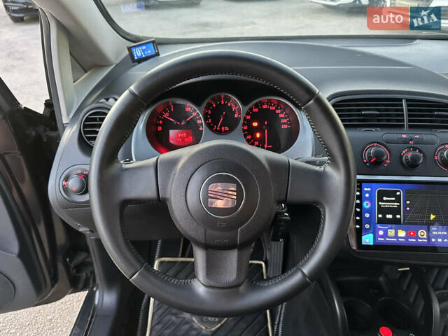 Чорний Сеат Altea, об'ємом двигуна 1.6 л та пробігом 217 тис. км за 6200 $, фото 26 на Automoto.ua