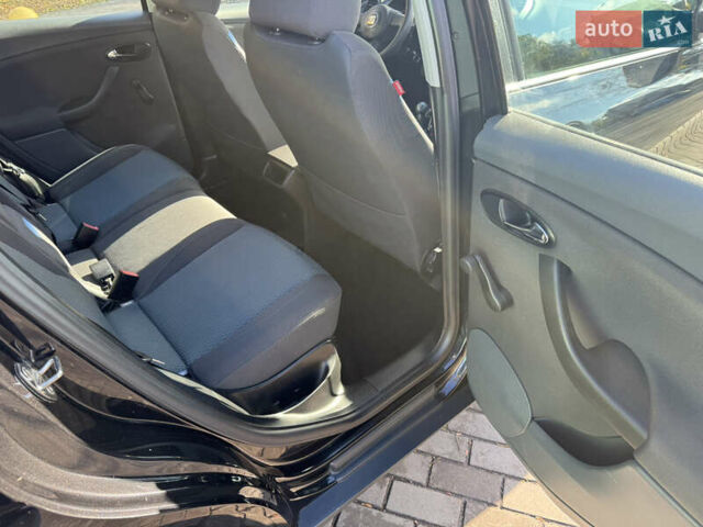 Сеат Altea 2007 у Кам'янське (Дніпродзержинськ) на Automoto.ua Чорний Сеат Altea, об'ємом двигуна 1.6 л та пробігом 237 тис. км за 6000 $, фото 16 на Automoto.ua