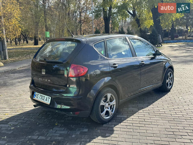 Сеат Altea 2007 у Кам'янське (Дніпродзержинськ) на Automoto.ua Чорний Сеат Altea, об'ємом двигуна 1.6 л та пробігом 237 тис. км за 6000 $, фото 4 на Automoto.ua
