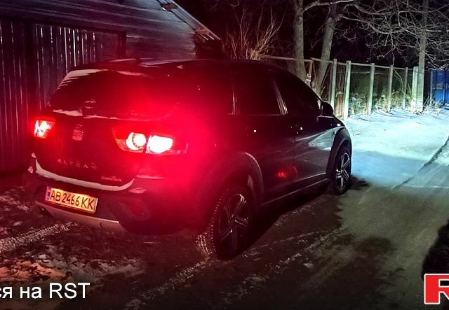 Чорний Сеат Altea, об'ємом двигуна 2 л та пробігом 282 тис. км за 8000 $, фото 13 на Automoto.ua