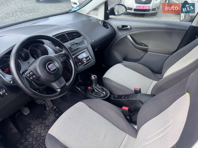 Черный Сеат Алтеа, объемом двигателя 1.6 л и пробегом 180 тыс. км за 7140 $, фото 45 на Automoto.ua