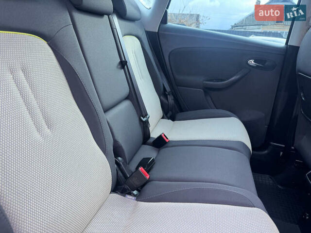 Черный Сеат Алтеа, объемом двигателя 1.6 л и пробегом 180 тыс. км за 7140 $, фото 32 на Automoto.ua