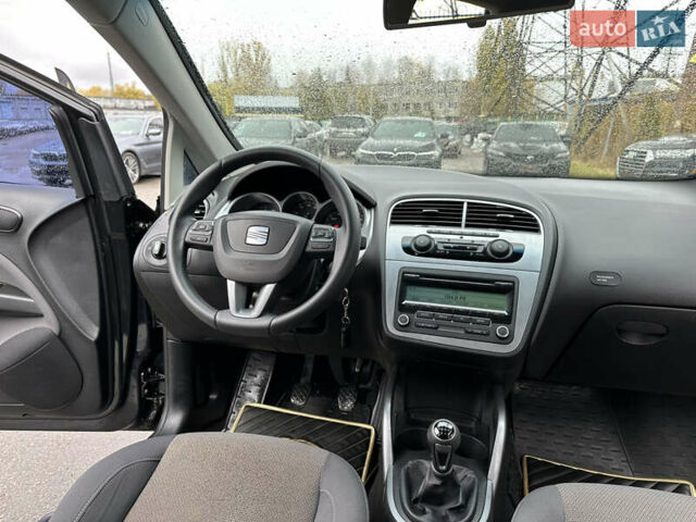 Сеат Алтеа 2011 в Харькове на Automoto.ua Черный Сеат Алтеа, объемом двигателя 1.4 л и пробегом 221 тыс. км за 6200 $, фото 19 на Automoto.ua