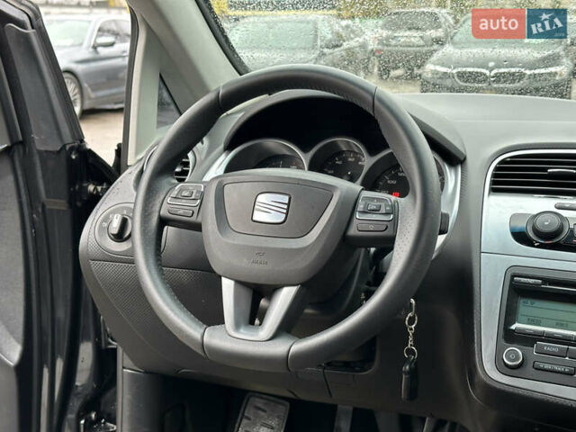 Сеат Алтеа 2011 в Харькове на Automoto.ua Черный Сеат Алтеа, объемом двигателя 1.4 л и пробегом 221 тыс. км за 6200 $, фото 20 на Automoto.ua