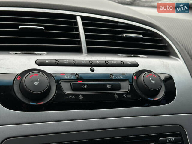 Сеат Алтеа 2011 в Харькове на Automoto.ua Черный Сеат Алтеа, объемом двигателя 1.4 л и пробегом 221 тыс. км за 6200 $, фото 30 на Automoto.ua