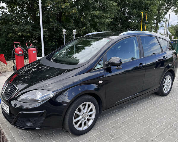 Сеат Алтеа 2013 в Бориславе на Automoto.ua Черный Сеат Алтеа, объемом двигателя 1.6 л и пробегом 213 тыс. км за 8300 $, фото 32 на Automoto.ua
