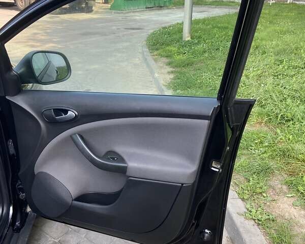 Черный Сеат Алтеа, объемом двигателя 1.6 л и пробегом 294 тыс. км за 10500 $, фото 25 на Automoto.ua