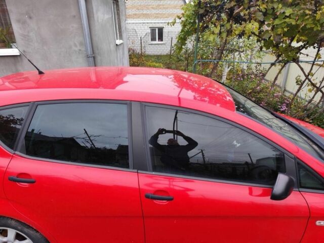 Красный Сеат Алтеа, объемом двигателя 1.6 л и пробегом 195 тыс. км за 3200 $, фото 6 на Automoto.ua