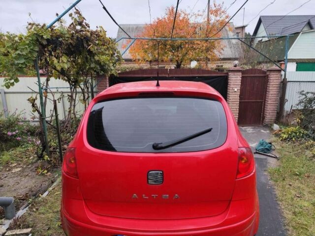Красный Сеат Алтеа, объемом двигателя 1.6 л и пробегом 195 тыс. км за 3200 $, фото 5 на Automoto.ua