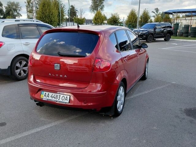 Сеат Алтеа 2008 в Буче на Automoto.ua Красный Сеат Алтеа, объемом двигателя 2 л и пробегом 180 тыс. км за 5400 $, фото 2 на Automoto.ua