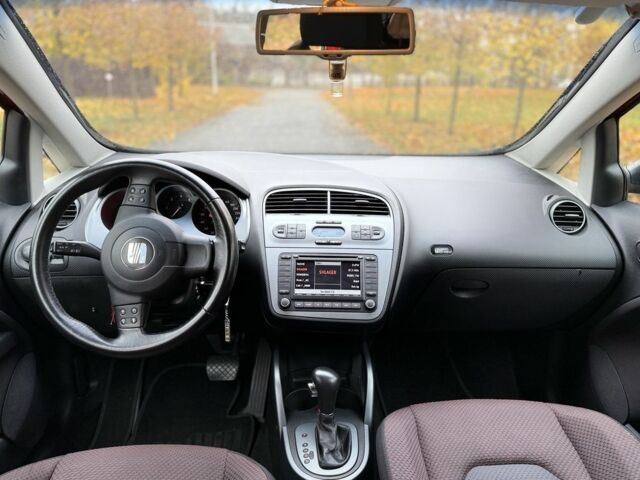 Сеат Алтеа 2005 в Буче на Automoto.ua Красный Сеат Алтеа, объемом двигателя 2 л и пробегом 245 тыс. км за 4700 $, фото 14 на Automoto.ua