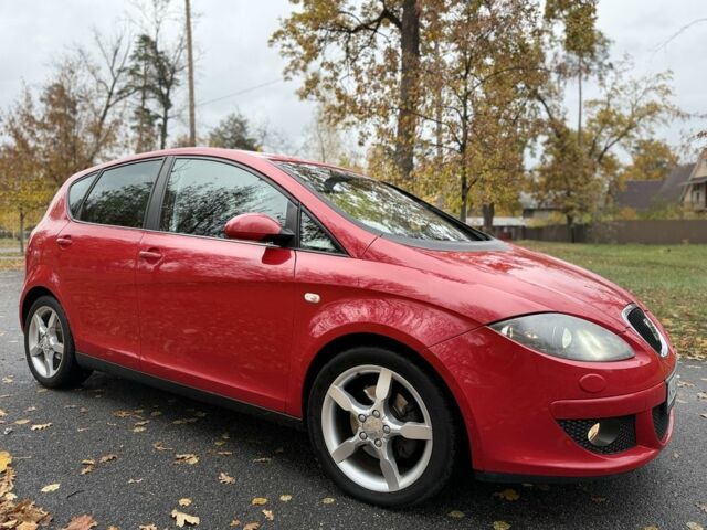 Сеат Алтеа 2005 в Буче на Automoto.ua Красный Сеат Алтеа, объемом двигателя 2 л и пробегом 245 тыс. км за 4700 $, фото 8 на Automoto.ua