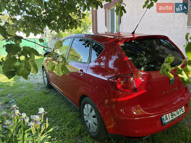 Красный Сеат Алтеа, объемом двигателя 1.97 л и пробегом 233 тыс. км за 5550 $, фото 3 на Automoto.ua