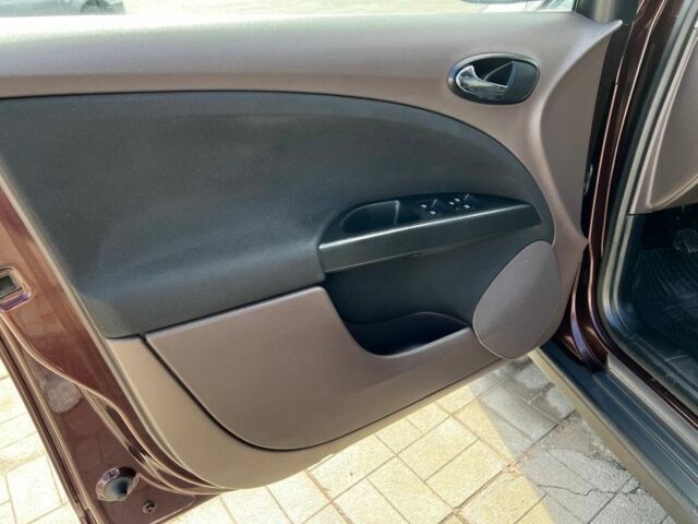 Червоний Сеат Altea, об'ємом двигуна 2 л та пробігом 220 тис. км за 6500 $, фото 6 на Automoto.ua