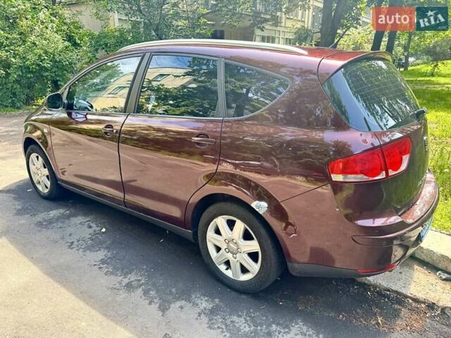 Красный Сеат Алтеа, объемом двигателя 2 л и пробегом 176 тыс. км за 5500 $, фото 7 на Automoto.ua