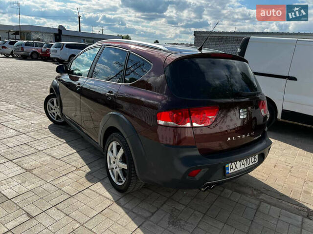 Сеат Алтеа 2008 в Днепре (Днепропетровске) на Automoto.ua Красный Сеат Алтеа, объемом двигателя 2 л и пробегом 220 тыс. км за 5999 $, фото 2 на Automoto.ua
