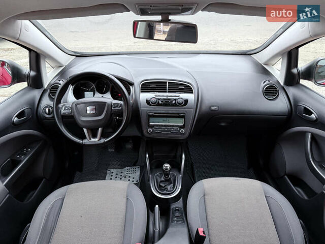 Красный Сеат Алтеа, объемом двигателя 1.39 л и пробегом 226 тыс. км за 6900 $, фото 6 на Automoto.ua