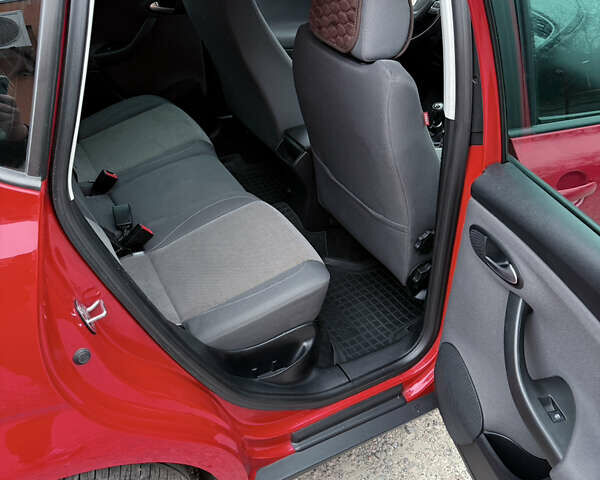 Красный Сеат Алтеа, объемом двигателя 1.39 л и пробегом 226 тыс. км за 6900 $, фото 9 на Automoto.ua