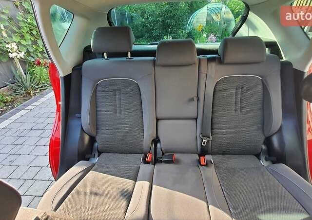 Червоний Сеат Altea, об'ємом двигуна 1.6 л та пробігом 113 тис. км за 10500 $, фото 16 на Automoto.ua