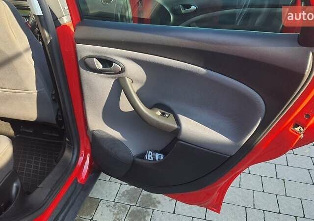 Червоний Сеат Altea, об'ємом двигуна 1.6 л та пробігом 113 тис. км за 10500 $, фото 18 на Automoto.ua