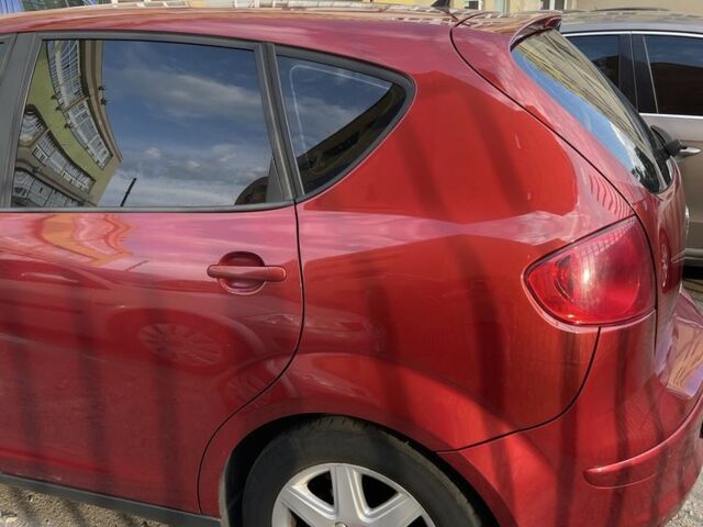 Красный Сеат Алтеа, объемом двигателя 1.4 л и пробегом 222 тыс. км за 6200 $, фото 4 на Automoto.ua