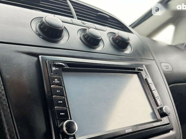 Сеат Алтеа, объемом двигателя 4.25 л и пробегом 295 тыс. км за 5400 $, фото 13 на Automoto.ua