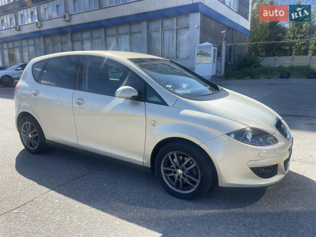 Сеат Altea, об'ємом двигуна 2 л та пробігом 203 тис. км за 6900 $, фото 3 на Automoto.ua