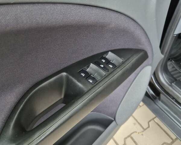 Сеат Altea 2005 у Ківерці на Automoto.ua Сеат Altea, об'ємом двигуна 1.6 л та пробігом 206 тис. км за 5500 $, фото 27 на Automoto.ua