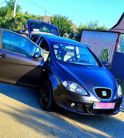 Сеат Altea, об'ємом двигуна 1.6 л та пробігом 199 тис. км за 5800 $, фото 6 на Automoto.ua